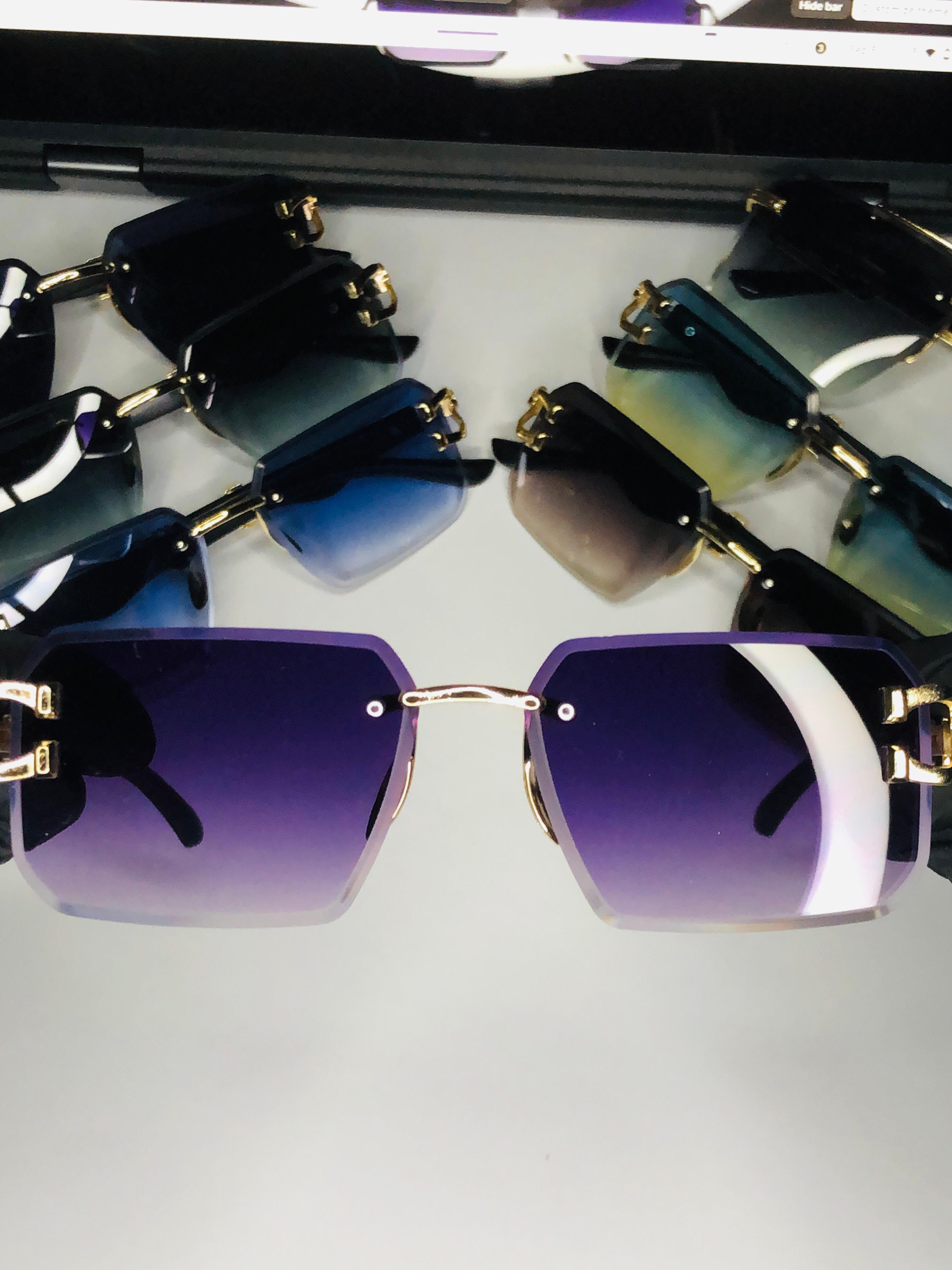 Aura glasses